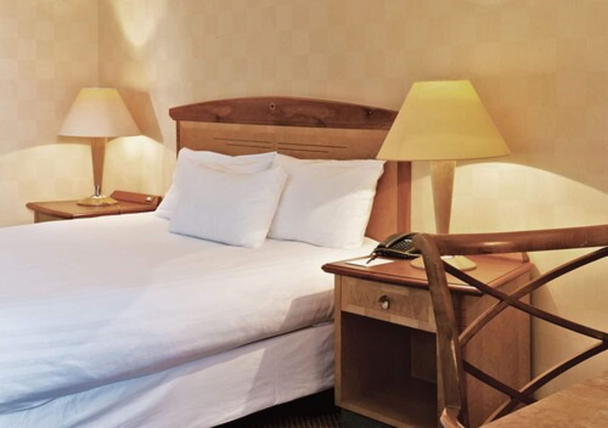 Millennium Hotel Paris Charles De Gaulle Руасси-эн-Франс Экстерьер фото