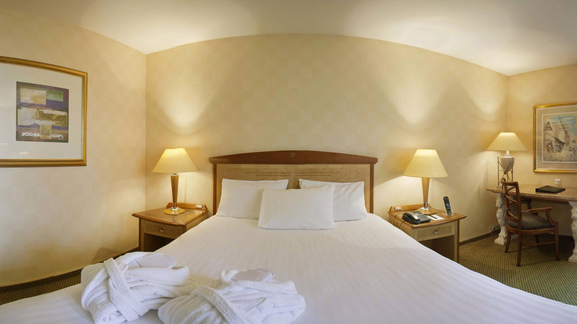 Millennium Hotel Paris Charles De Gaulle Руасси-эн-Франс Экстерьер фото