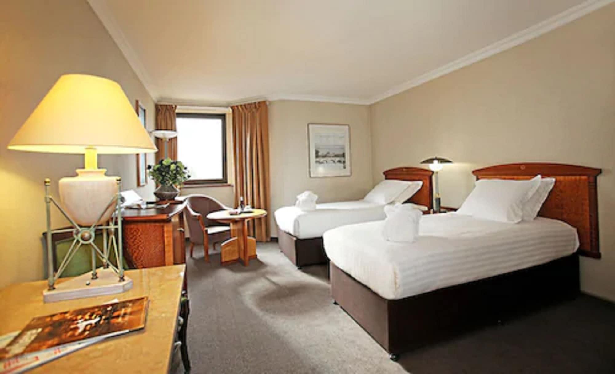 Millennium Hotel Paris Charles De Gaulle Руасси-эн-Франс Экстерьер фото
